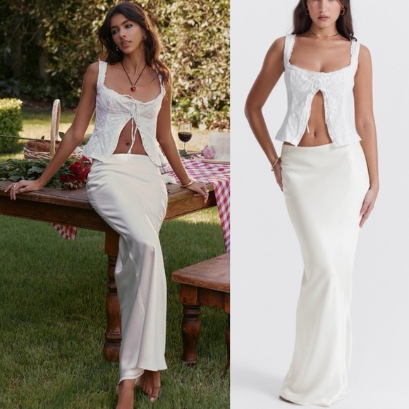 House of CB‎ Sydel White Satin Bias Cut Maxi Skirt, NWOT...